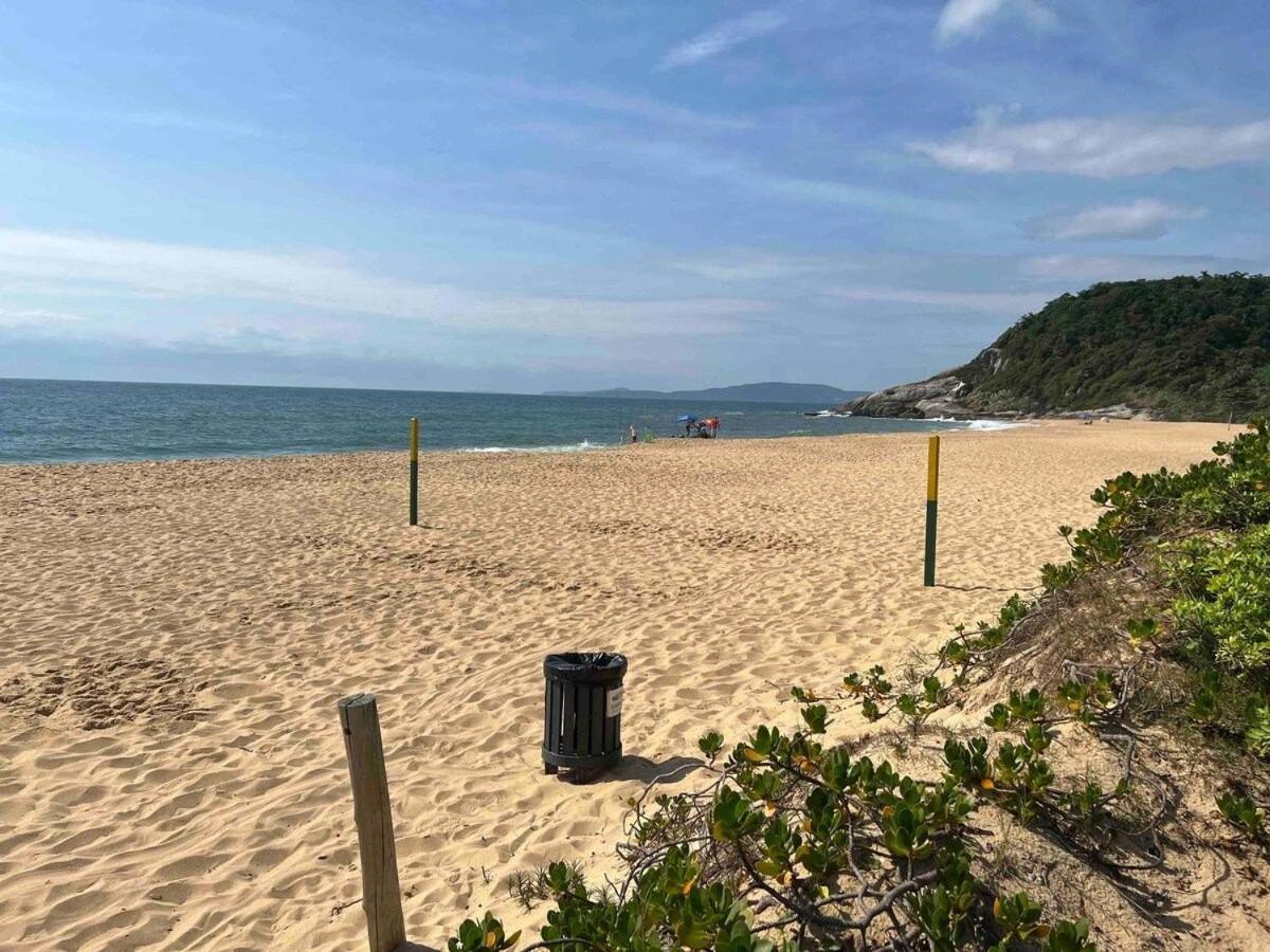 Casa pé na areia em praia paradisíaca Villa Balneário Camboriú Exterior foto